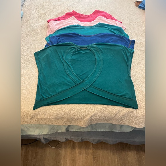 SHEIN Tops - BUNDLE OF 5 OPEN BACK WORKOUT SHIRTS